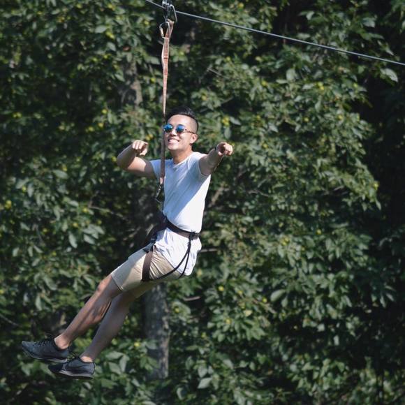 Profile Picture of Sing Lee (@singlee00) on Poshmark