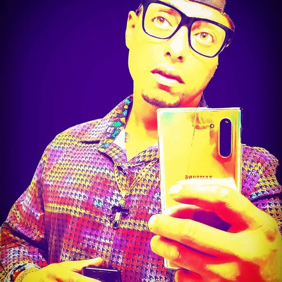 Profile Picture of Benny Hope (@benny_hope) on Poshmark