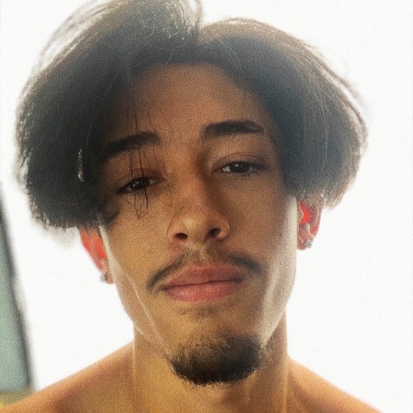 Profile Picture of Jared Morales (@jaredjmorales18) on Poshmark