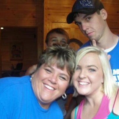 Profile Picture of Vicki Singleton (@vicsingleton) on Twitter
