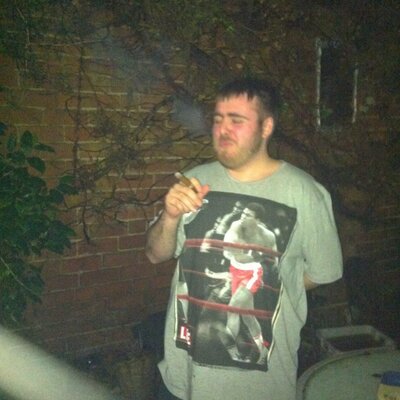 Profile Picture of Alex Rowlands (@RedDevil_Alex) on Twitter