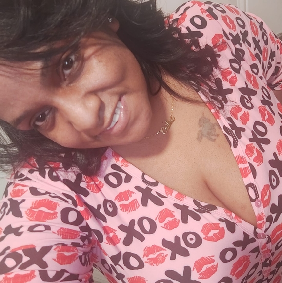Profile Picture of Erika Mcgee shelton (@keyaezmama) on Poshmark