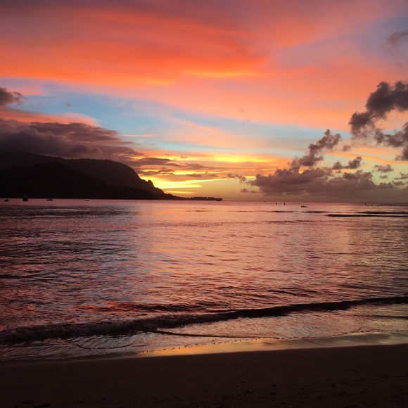 Profile Picture of Jennifer Domingsel (@jdomingsel) on Poshmark