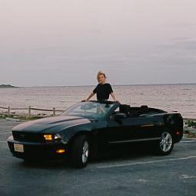 Profile Picture of Flavie Jaubert (@flavstock) on Twitter