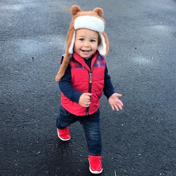 Profile Picture of Nelson Gomes (@gleitesn) on Poshmark