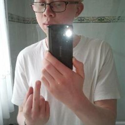 Profile Picture of Fabien Colin (@Du447) on Twitter