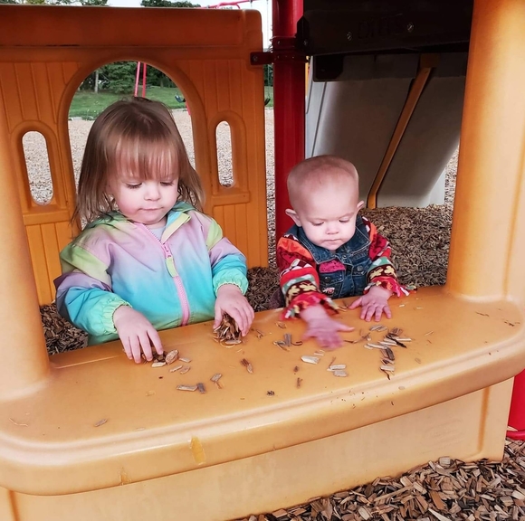 Profile Picture of Amanda Eleanor (@amandaeleanor) on Poshmark