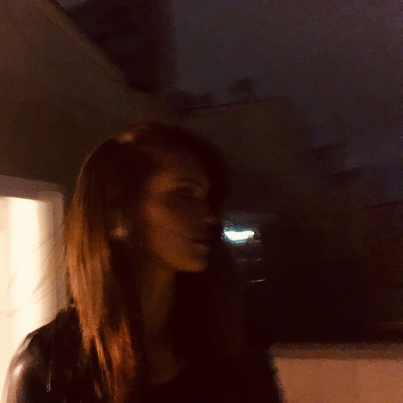 Profile Picture of Robin Bergstrom (@robinbergstrom) on Poshmark
