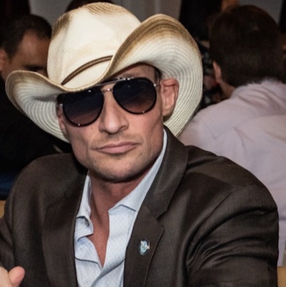 Profile Picture of G Knight (@gregoryjknight) on Poshmark