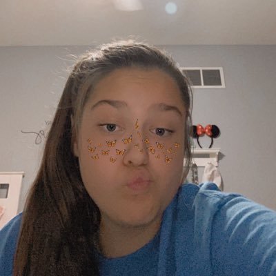 Profile Picture of Olivia Schroeder (@OliviaS84035478) on Twitter