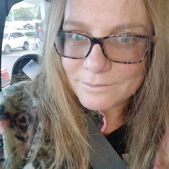 Profile Picture of Ann marie Parrotte (@annmarie0205) on Poshmark