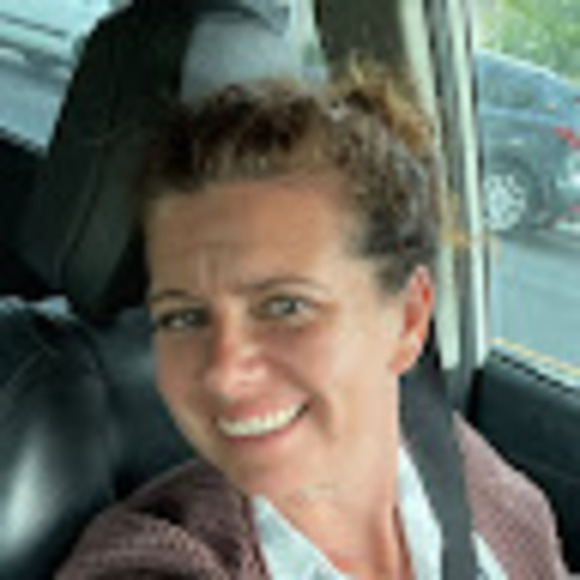 Profile Picture of Lacy Cline (@lacy_cline) on Poshmark