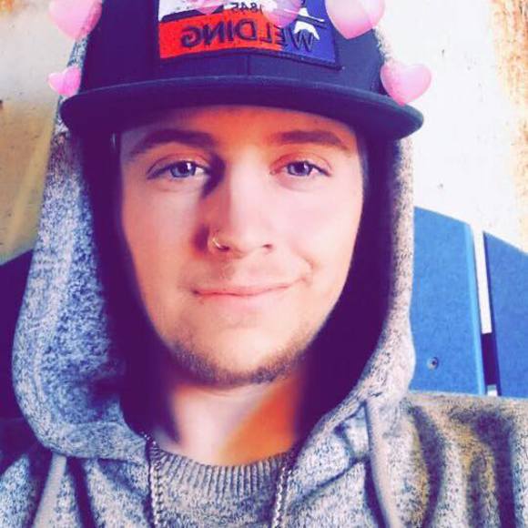 Profile Picture of Chad Curtis (@chad_curtis) on Poshmark