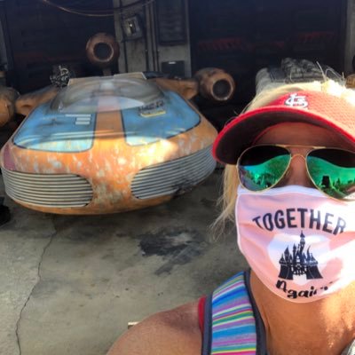 Profile Picture of Kathy King Carter 🦁 (@KathyKingCarter) on Twitter