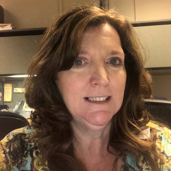 Profile Picture of Maureen Ersek (@me1259) on Poshmark