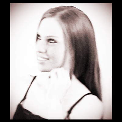 Profile Picture of Victoria Paige Swain (@VictoriasSOS) on Twitter