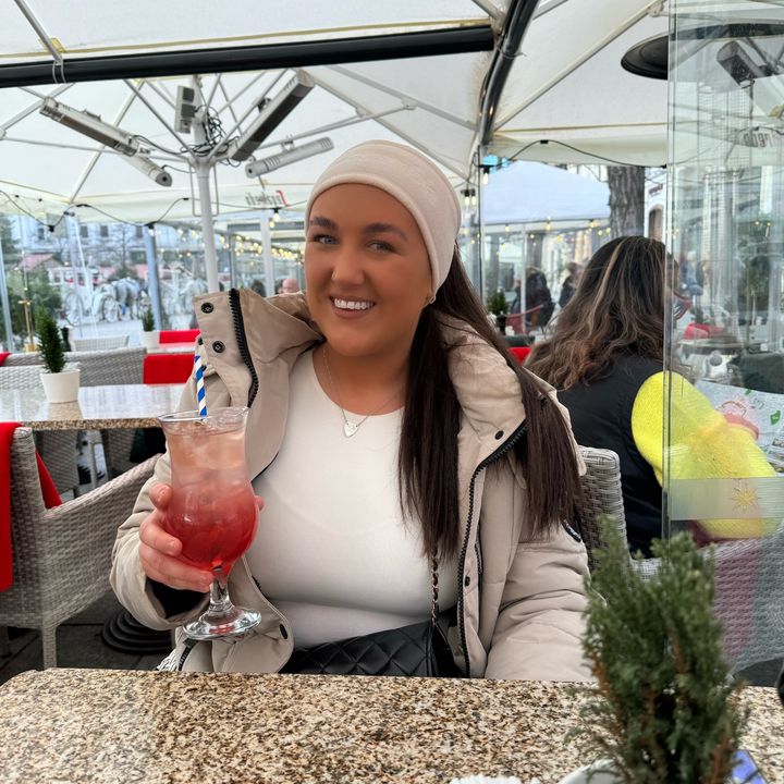 Profile Picture of _annahastie (@_annahastie) on Tiktok