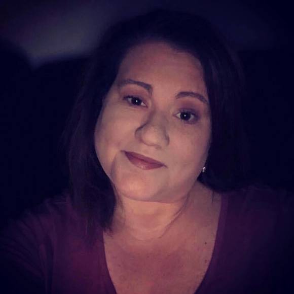 Renee Precise - Poshmark Profile Picture of Renee Precise (@reneeprecise) on Poshmark