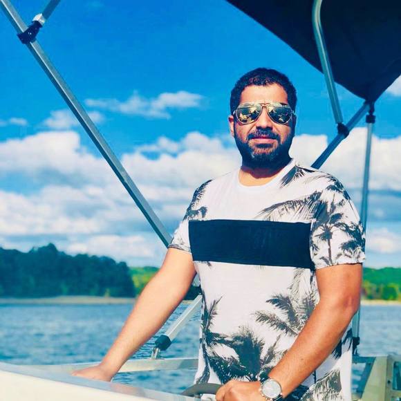 Profile Picture of Abeer Abdullah (@abeerabdullah) on Poshmark