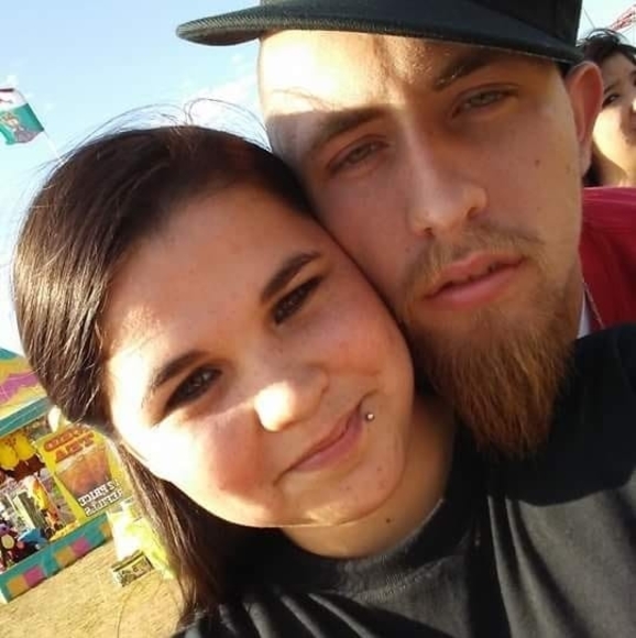 Profile Picture of Daniel Roth (@rothd0860) on Poshmark