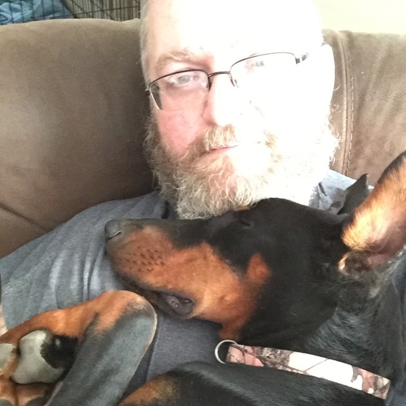 Profile Picture of Robert Bare (@rbare70) on Poshmark