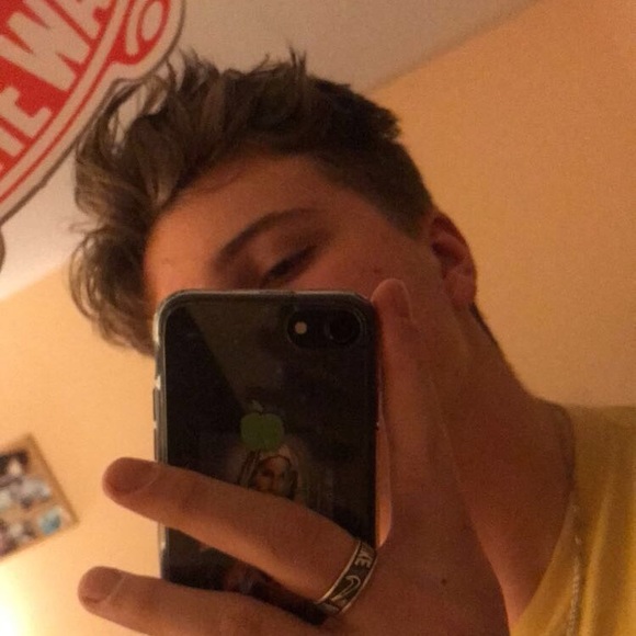 Profile Picture of Steve Kowalski (@stevekowalski) on Poshmark