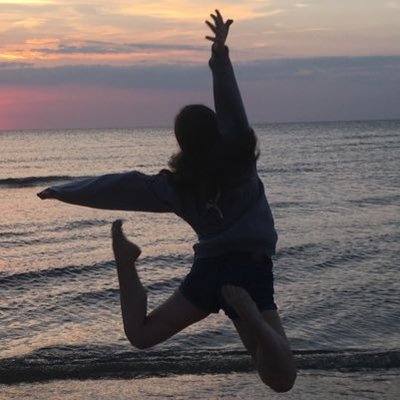 Profile Picture of Julia Lehman (@juliaslehman) on Twitter