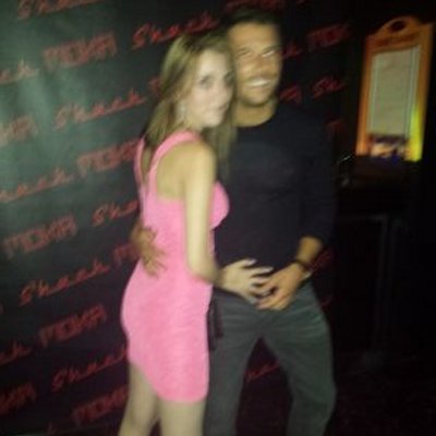 Profile Picture of Chrissy Thomas (@chrissythomas21) on Twitter