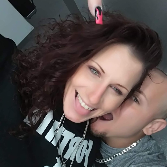 Profile Picture of Kasey Cardone (@oneofakindeyez) on Poshmark