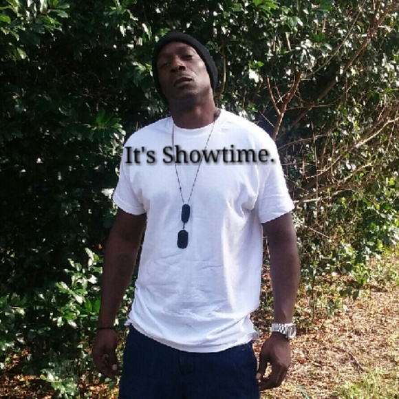 Profile Picture of Dwayne Wallace (@roninxo16) on Poshmark