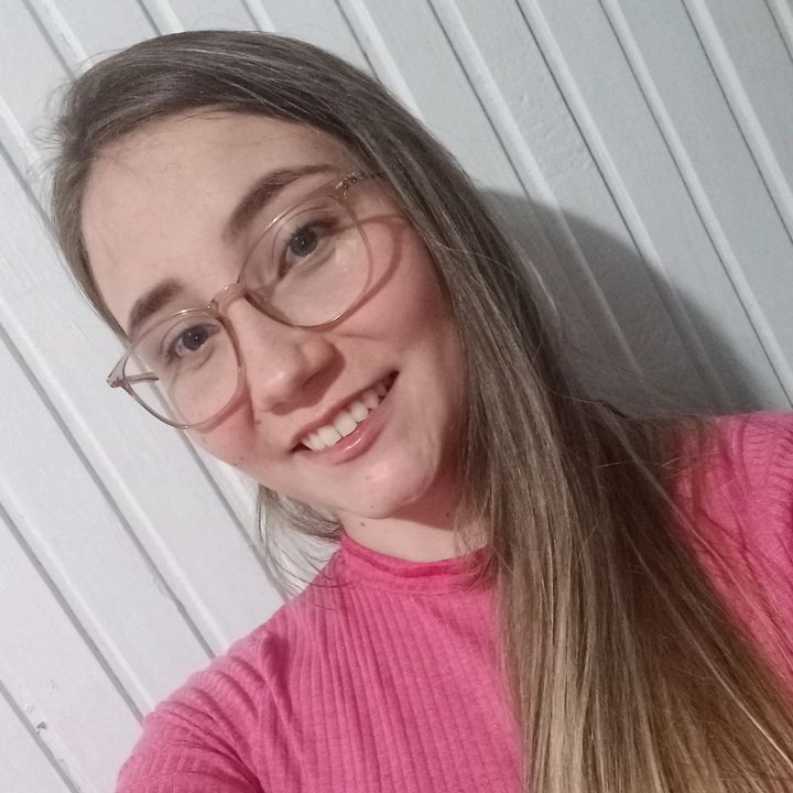 Profile Picture of Amanda Hoppen (@amandahoppen) on Tiktok