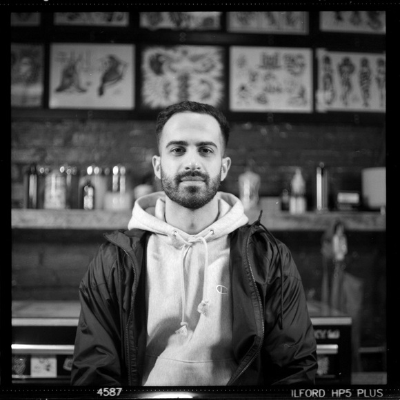 Profile Picture of John Lemon (@johnlemonyo) on Poshmark