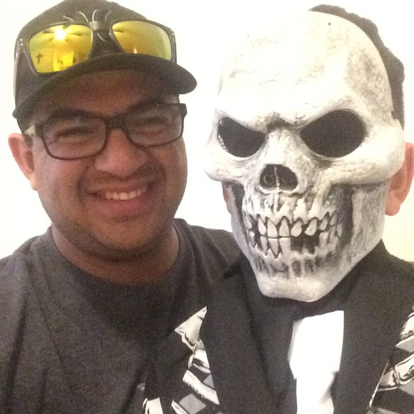 Profile Picture of Adam Valdez (@valdez0308) on Poshmark