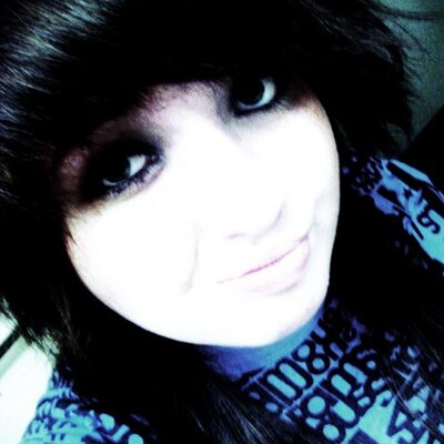 Profile Picture of Daniela Cook (@Brootality) on Twitter
