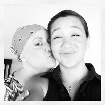 Profile Picture of Lupe DeAnda (@deanda_lupe) on Twitter