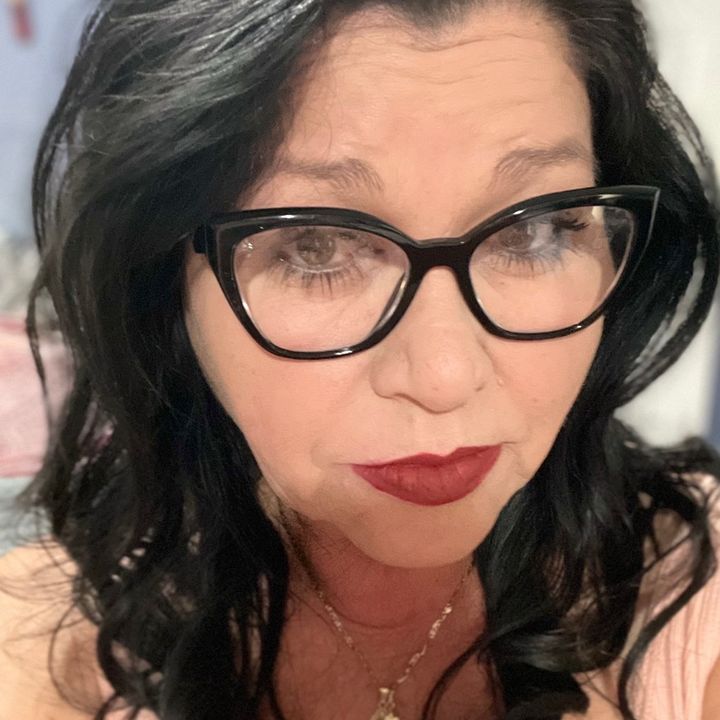 Profile Picture of LuzAlvarez (@user2063811935594) on Tiktok