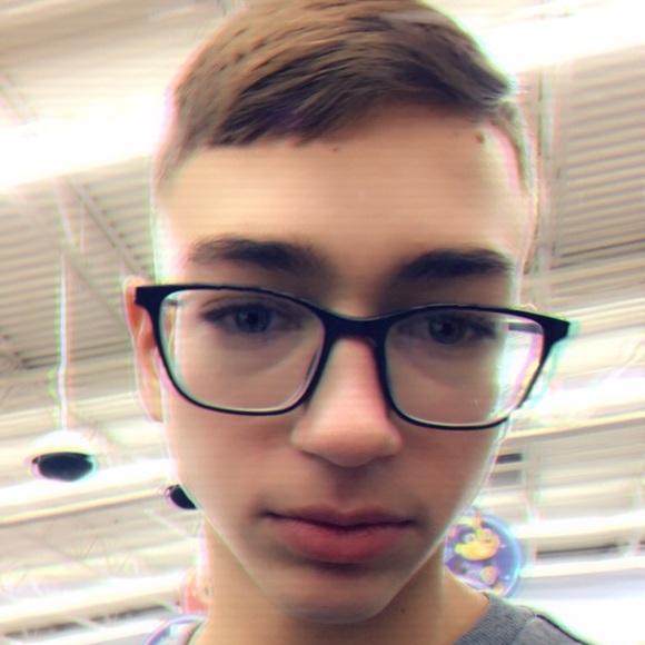 Profile Picture of Raymond Darden (@yvng_ray11) on Poshmark