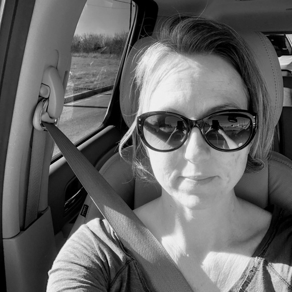 Kimberly Bessent - Poshmark Profile Picture of Kimberly Bessent (@kimbessent) on Poshmark