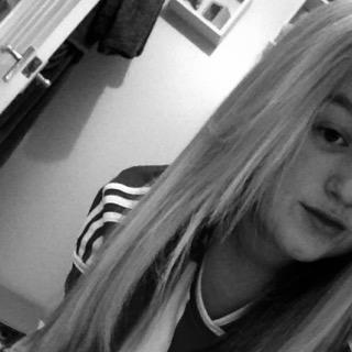 Profile Picture of Louise Haddock (@louise_haddock) on Twitter