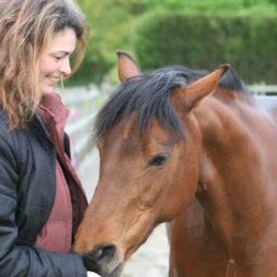Profile Picture of Sharon Connelly (@mazileo) on Twitter