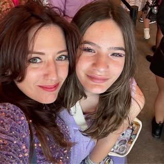 Profile Picture of Lori Allen (@loriallen) on Instagram