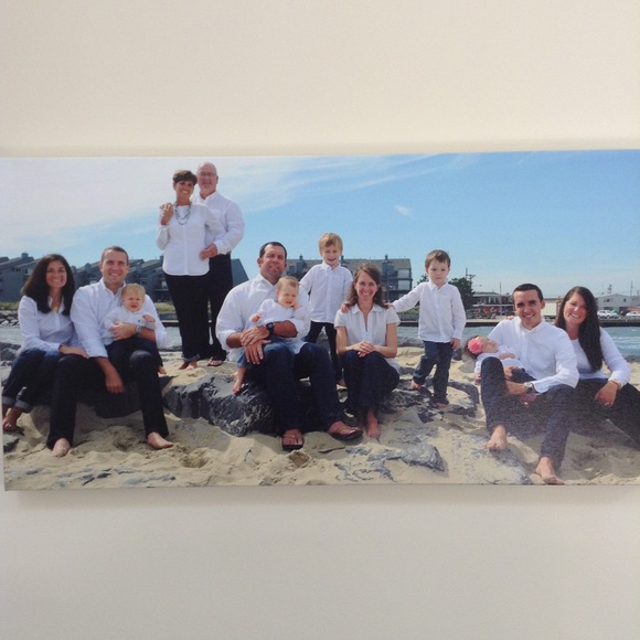 Profile Picture of Joanne Clark (@joannevclark) on Poshmark