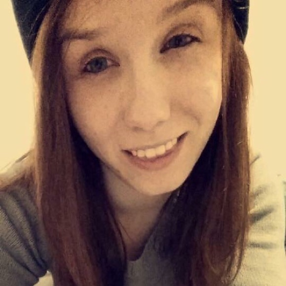 Profile Picture of Levi Hagenow (@l1lbear) on Poshmark