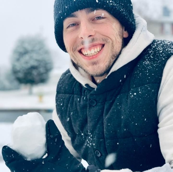 Profile Picture of Ian Ferrand (@ferrandabear09) on Poshmark