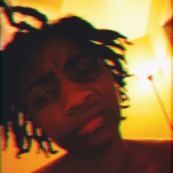 Profile Picture of Alex Archibald (@gorillagripp) on Poshmark