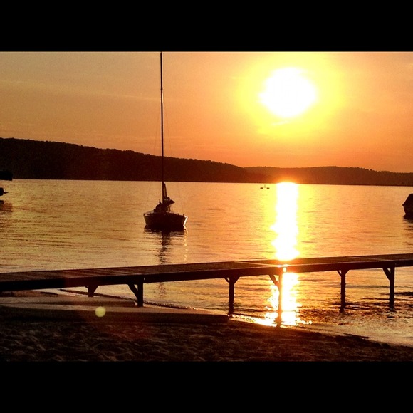 Profile Picture of Lisa Lowe (@lisa3081) on Poshmark