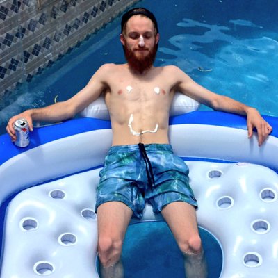 Profile Picture of Kyle (@kylehalpin) on Twitter