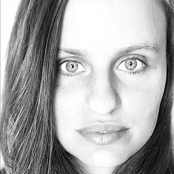 Profile Picture of Cleo Moody (@cleomoody) on Poshmark