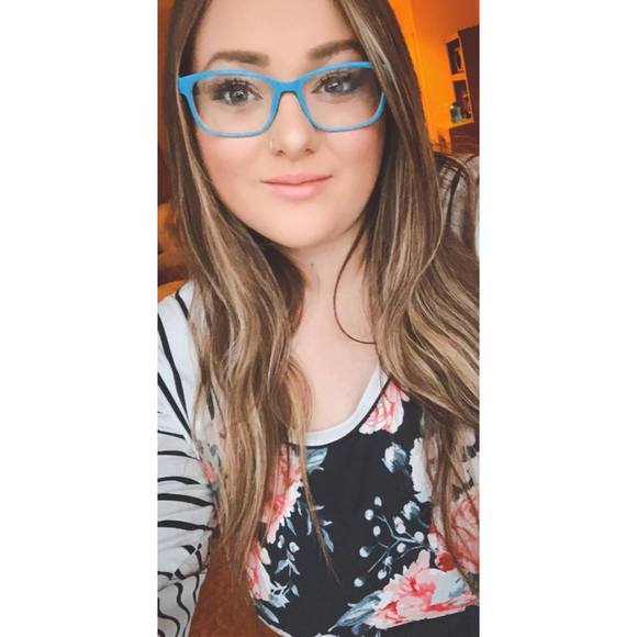 Profile Picture of Berklee Mitchener (@muirber) on Poshmark