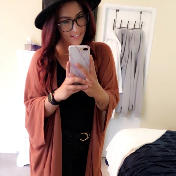 Profile Picture of Miranda Kanzig (@mrndknzg) on Poshmark